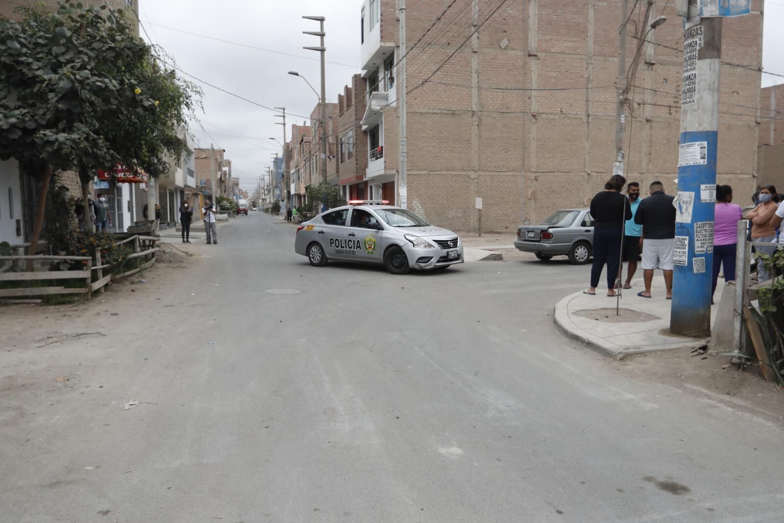 Policía acudió al lugar del robo para iniciar las pesquisas. | Foto: Joseph Ángeles