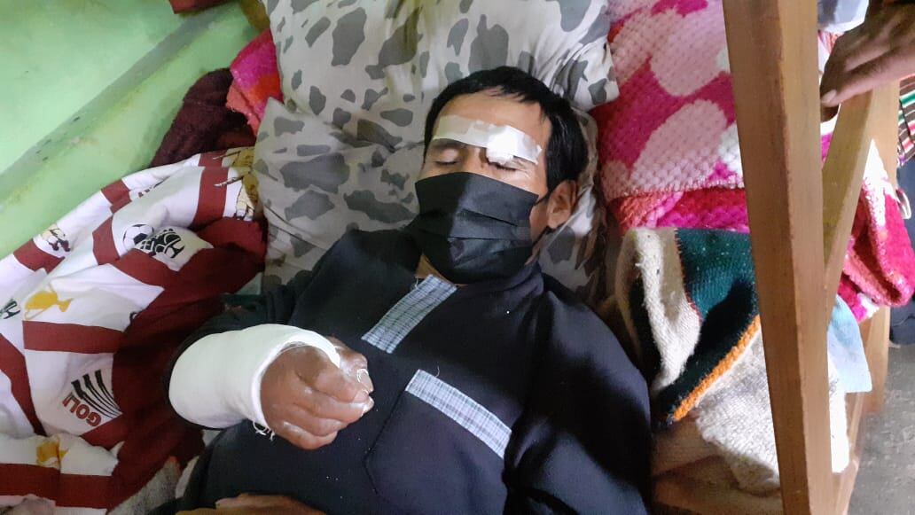 Juan Carlos Germán Chumpitaz (31) y su hijita de cinco años, murieron aplastados cuando una minivan blanca embistió en mototaxi donde se desplazaban, en Lurín. (foto: Mónica Rochabrum/Trome)