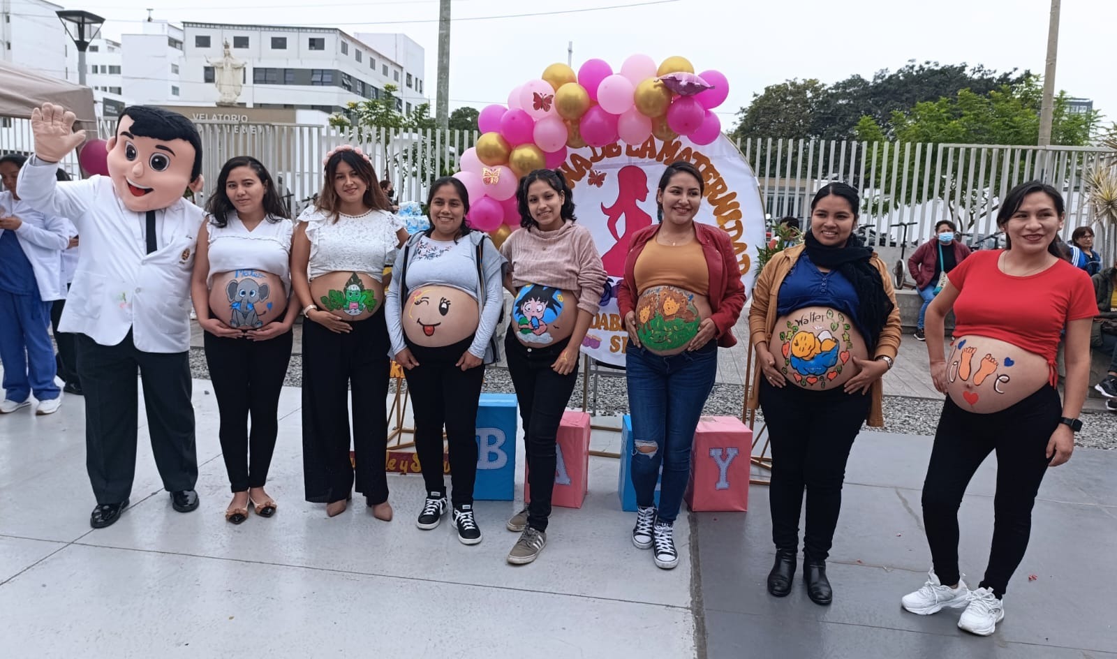 Concurso 'Barriguitas Pintadas' realizado en el Hospital Nacional PNP Luis Nicasio Sáenz.