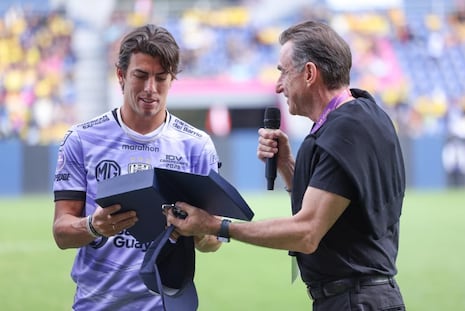 Michael Hoyos descarta llegada a Universitario: “No voy al Perú” | VIDEO