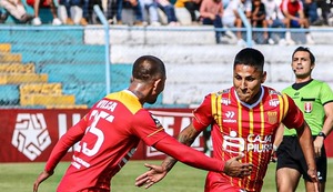Raúl Ruidíaz anotó un GOLAZO en el duelo entre el Grau y UTC | VIDEO