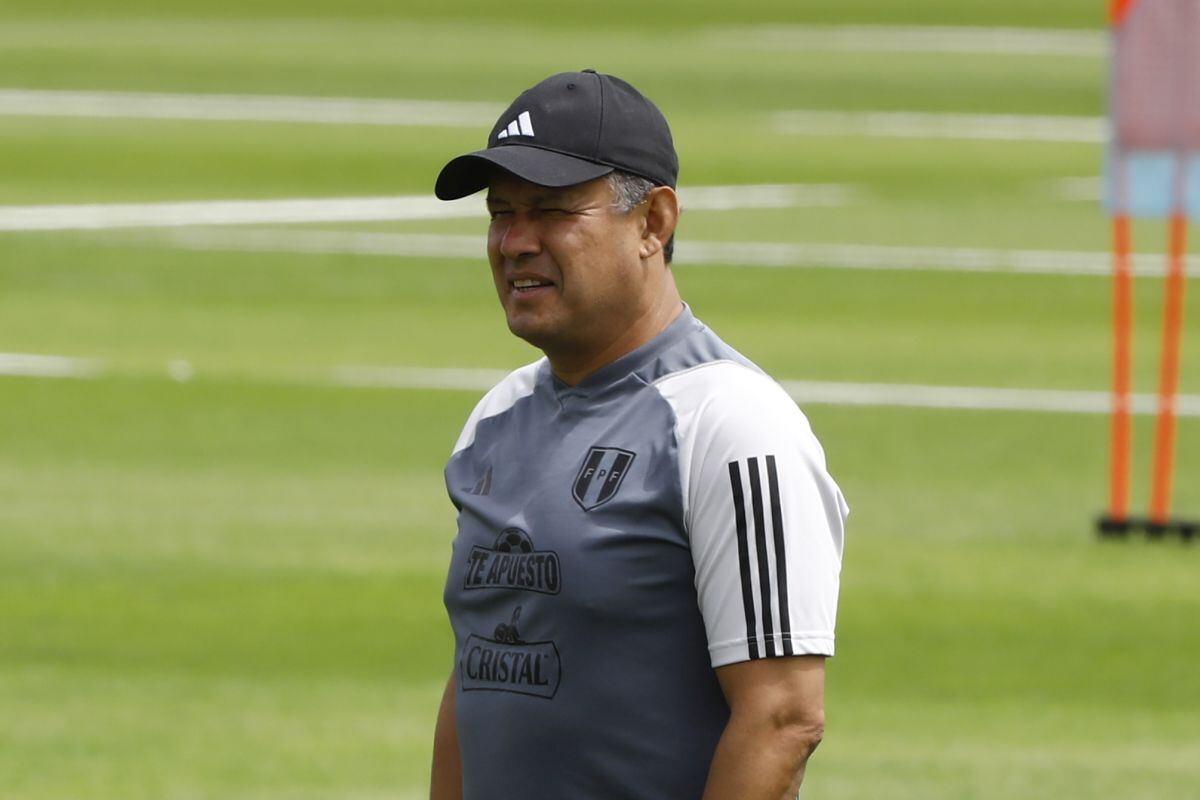 Lima 29 de agosto 2023
Entrenamiento de la selecci—n nacional de fœtbol al mando del profesor Juan Reynoso en la VIDENA.
Fotos: Julio Rea–o/@Photo.gec
