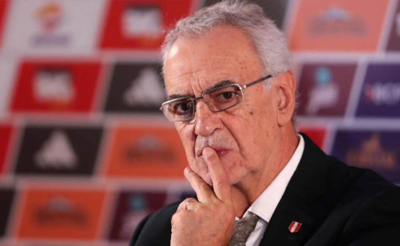 Jorge Fossati, técnico de la selección peruana. (Créditos: FPF).
