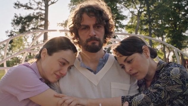 Han y sus hermanas Gülben y Safiye en "Inocentes". (Foto: OG Medya)