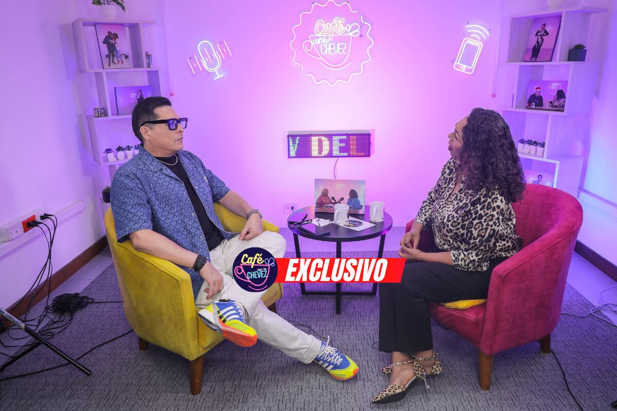 Carloncho en Café con la Chevez