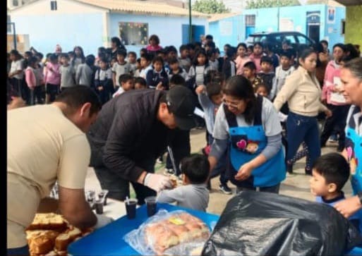 Todos los días recibe llamadas pidiendo apoyo