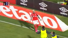 ¡GOLAZO PARA LIQUIDARLO! Carlos Garcés picó el balón y sentenció el triunfo de Cienciano ante Universitario por el Torneo Clausura