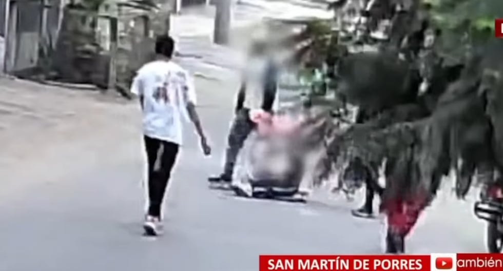 San Martín de Porres: Venezolano propina salvaje patada a menor de 5 años que iba en scooter | VIDEO | ACTUALIDAD | TROME.COM