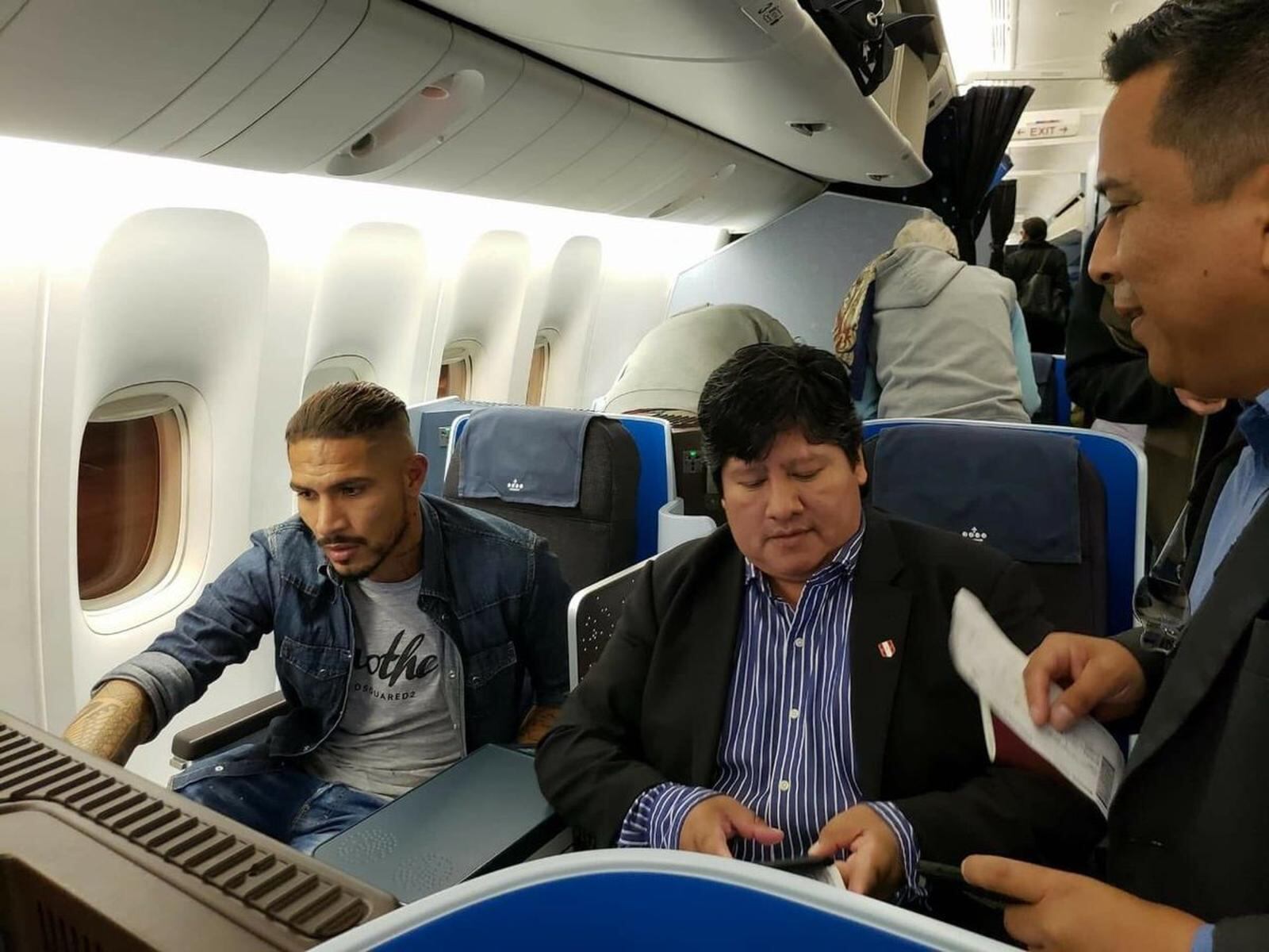 Edwin Oviedo viaja junto a Paolo Guerrero a Zurich para cobnseguir permiso y no quedar fuera de Rusia 2018 (Foto: GEC)