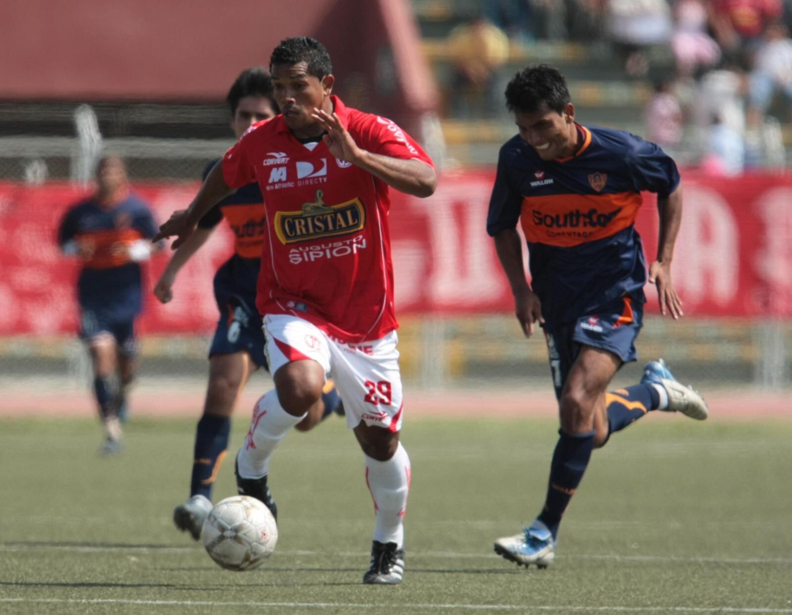 Roberto Holsen paseó su fútbol en gran etapa de Juan Aurich (Foto: GEC)