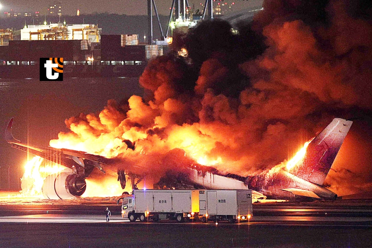 Tragedia en Japón: Avión se incendia tras chocar en aeropuerto y deja cinco muertos (Foto: AFP)