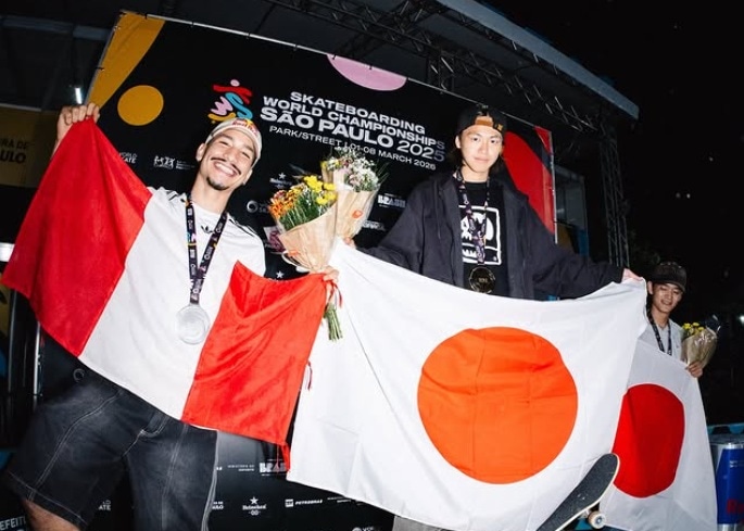 Angelo Caro y su sana costumbre de dejar en lo alto el nombre del Perú. (@worldskateofficial)