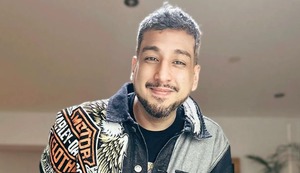 Ricardo Mendoza hizo el baile del ‘gusano’ al lado de Christian Domínguez, en el compartir de ‘No somos TV’