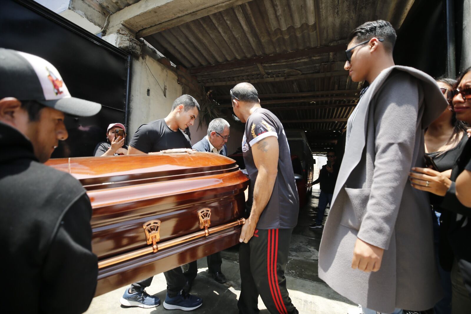 El cuerpo del ingeniero Ruddy Lozano fue trasladado a Lima. Foto: Joseph angeles/@photo.gec