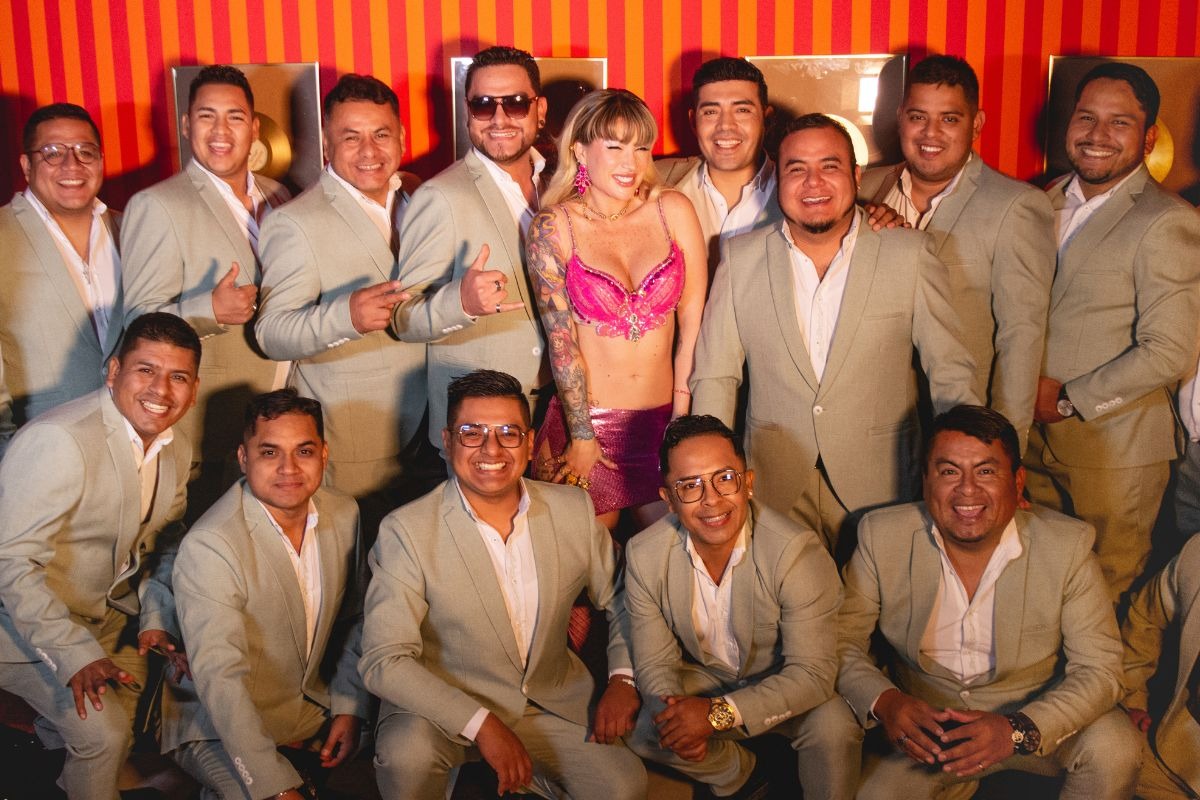 Leslie Shaw y Armonía 10