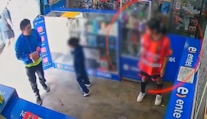 Villa María del Triunfo: Cámara de seguridad capta cómo sujeto acosa a colegiala