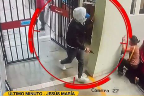 Abrazos y besos para los sicarios