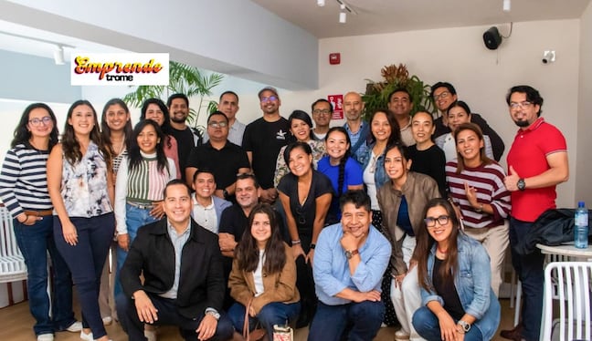 Durante su exposición, Otto Vidal destacó que la inteligencia artificial ya no es una herramienta del futuro, sino una realidad que está transformando la forma de hacer negocios. Foto: Trome.
