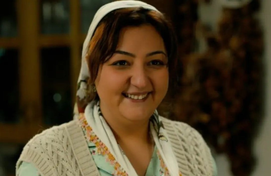 La actriz Irmak Aydın en su papel de Cevriye (Foto: Irmak Aydın / Instagram)