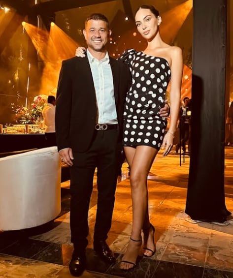 Natalie Vértiz compartió consejos para una relación duradera y Yaco Eskenazi se muestra sumamente enamorado luego de 11 años.