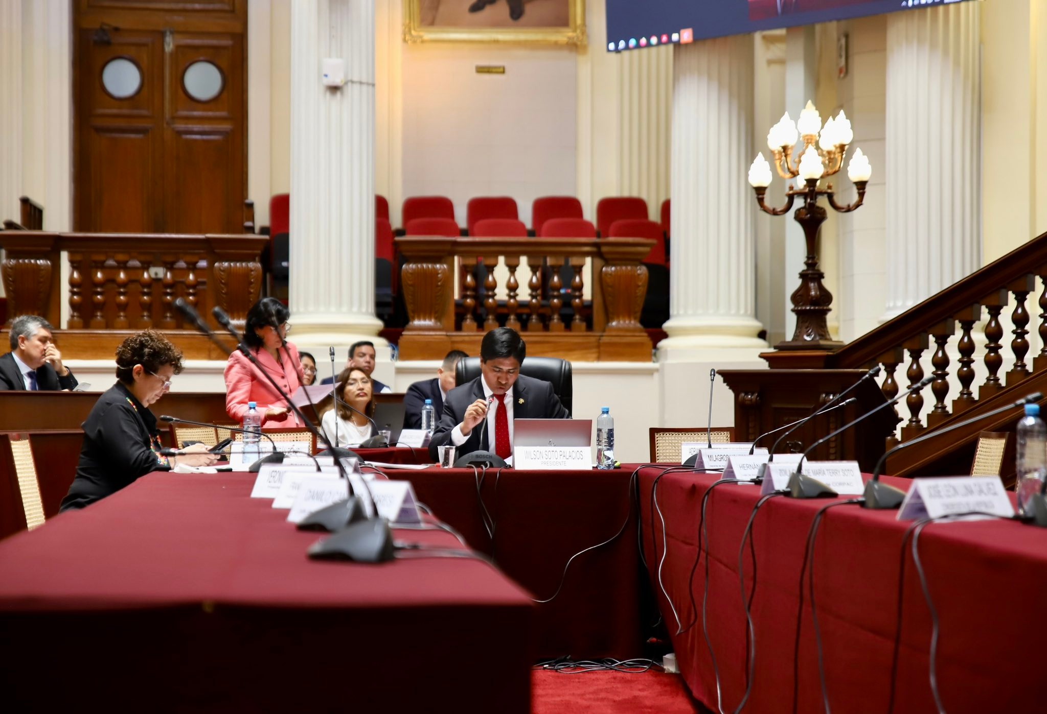 Comisión de Defensa del Consumidor quiere realizar el dictamen para un nuevo retiro de AFP. (Twitter)