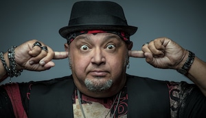 Arturo Pomar Jr. regresa con “Y es que sucede así 2: Arena Hash al desnudo”: Música, humor y nostalgia