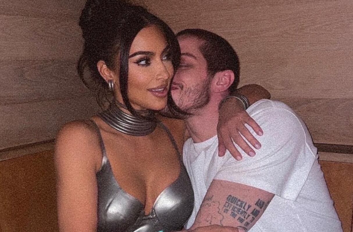 Kim Kardashian y Pete Davidson no ocultan más su amor y se lucen muy enamorados. (Foto: @kimkardashian)