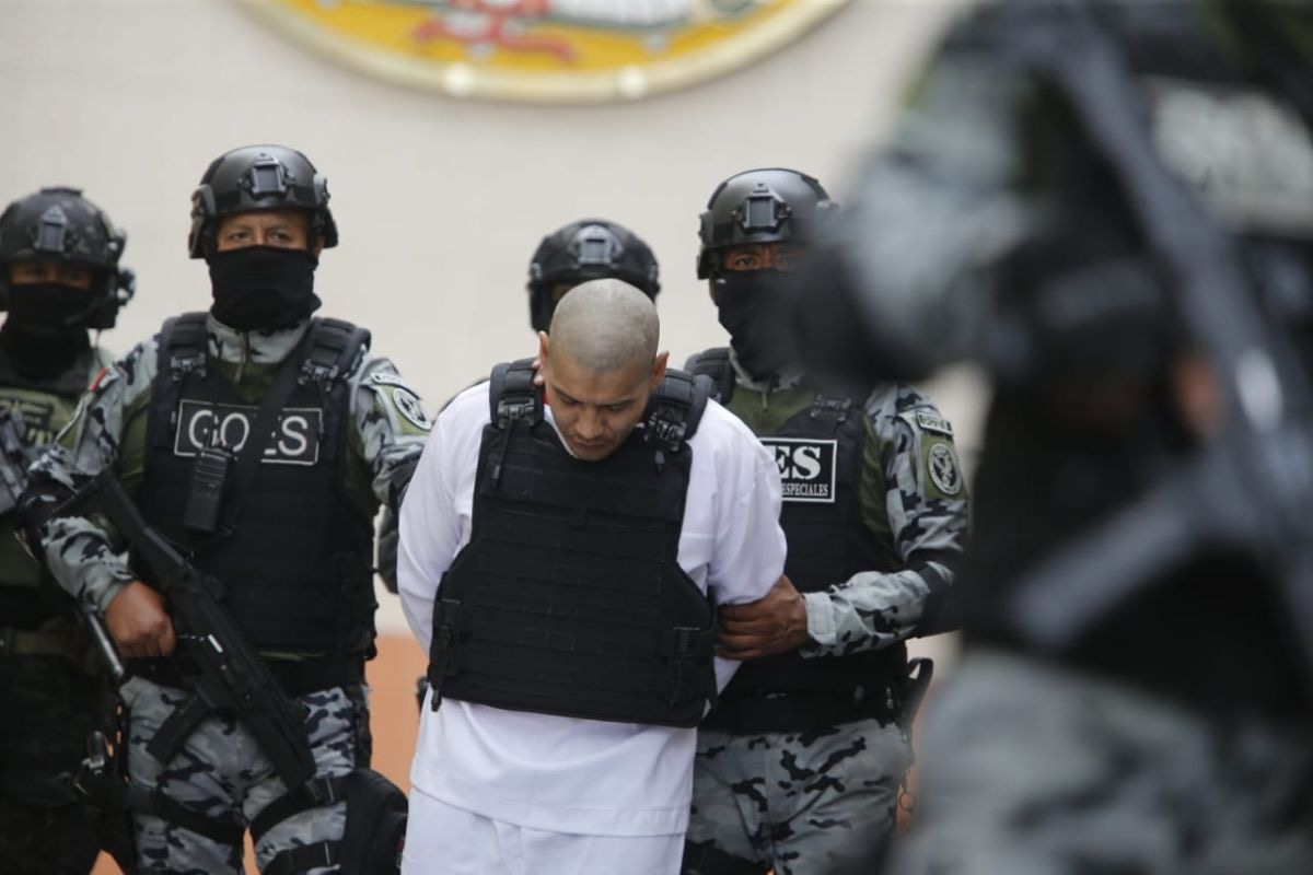 El Monstruo, fue trasladado desde la sede de la Dircote hacia la Base Naval del Callao. (Foto: Joseph Ángeles / @photo.gec)