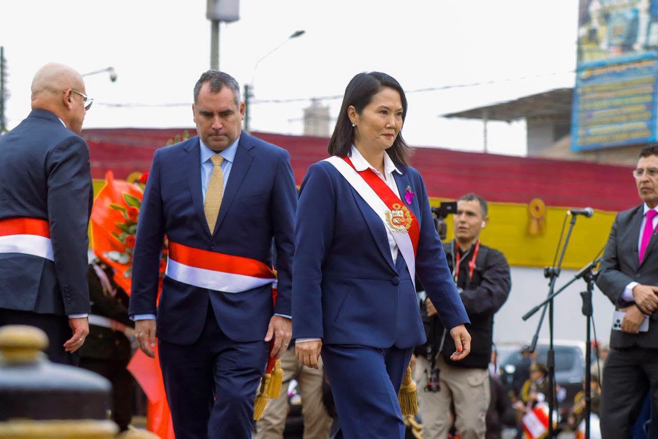 Keiko Fujimori arribó a Tacna acompañada por ministros. (Presidencia)