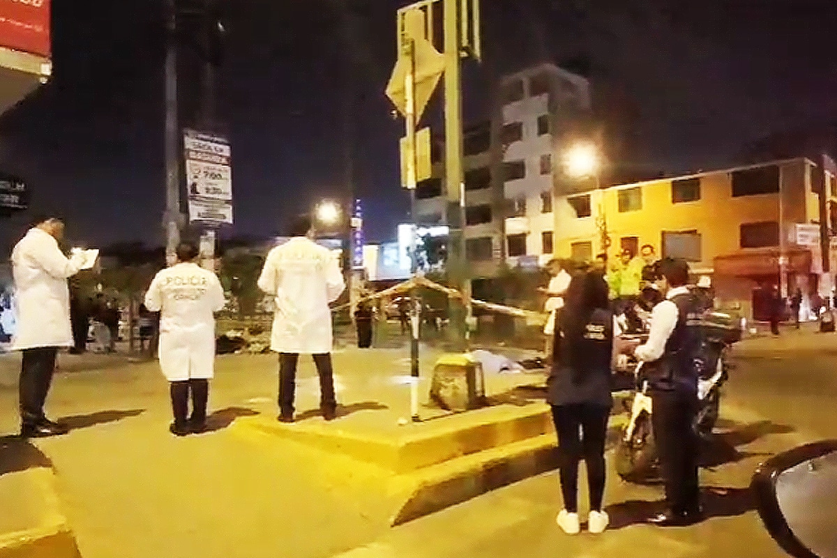 Un testigo relató haber escuchado los disparos mientras caminaba y describió cómo el caos se apoderó de la zona.