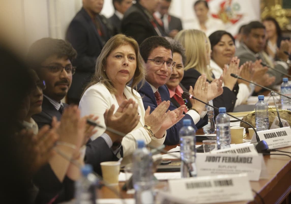 ¡Facultades para Keiko avanzan con recorte! Comisión aprueba legislar por 90 días solo en seguridad y fenómeno El Niño