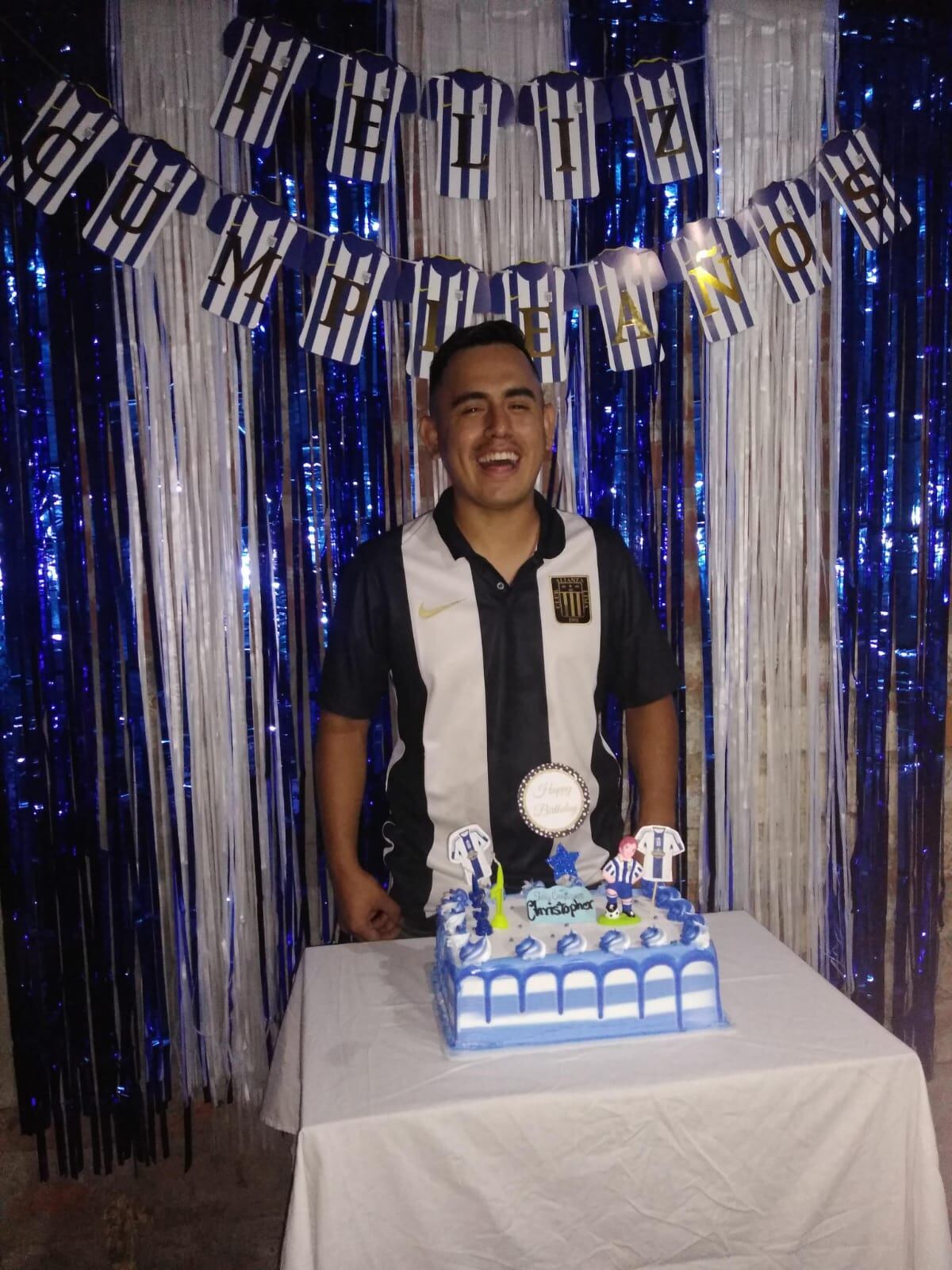 Los familiares de los primos Christopher Charles Gómez Márquez (31) y Jordan Rodríguez Márquez (31), piden a las autoridades judiciales que revisen la injusta detención de sus parientes, quienes fueron denunciados injustamente por robo agravado, en San Martín de Porres.