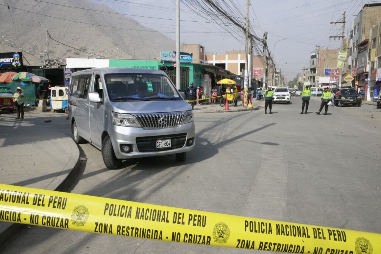 Colectivero es asesinado por dos sujetos en motocicleta en Chosica. Fotos: Allen Gino Quintana / @photo.gec