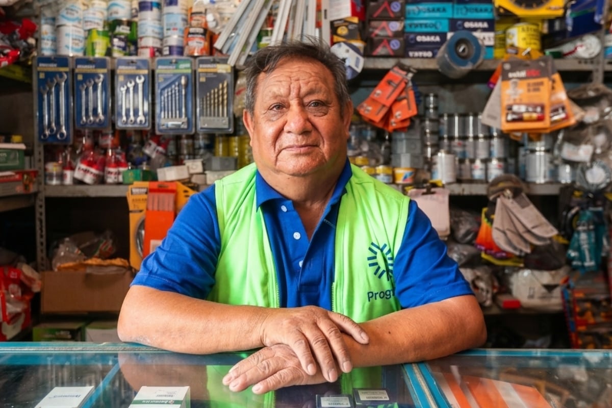 Confiesa que el secreto del éxito de su tienda, además de la calidad de sus productos, es la buena atención. Foto: Jesús Saucedo.