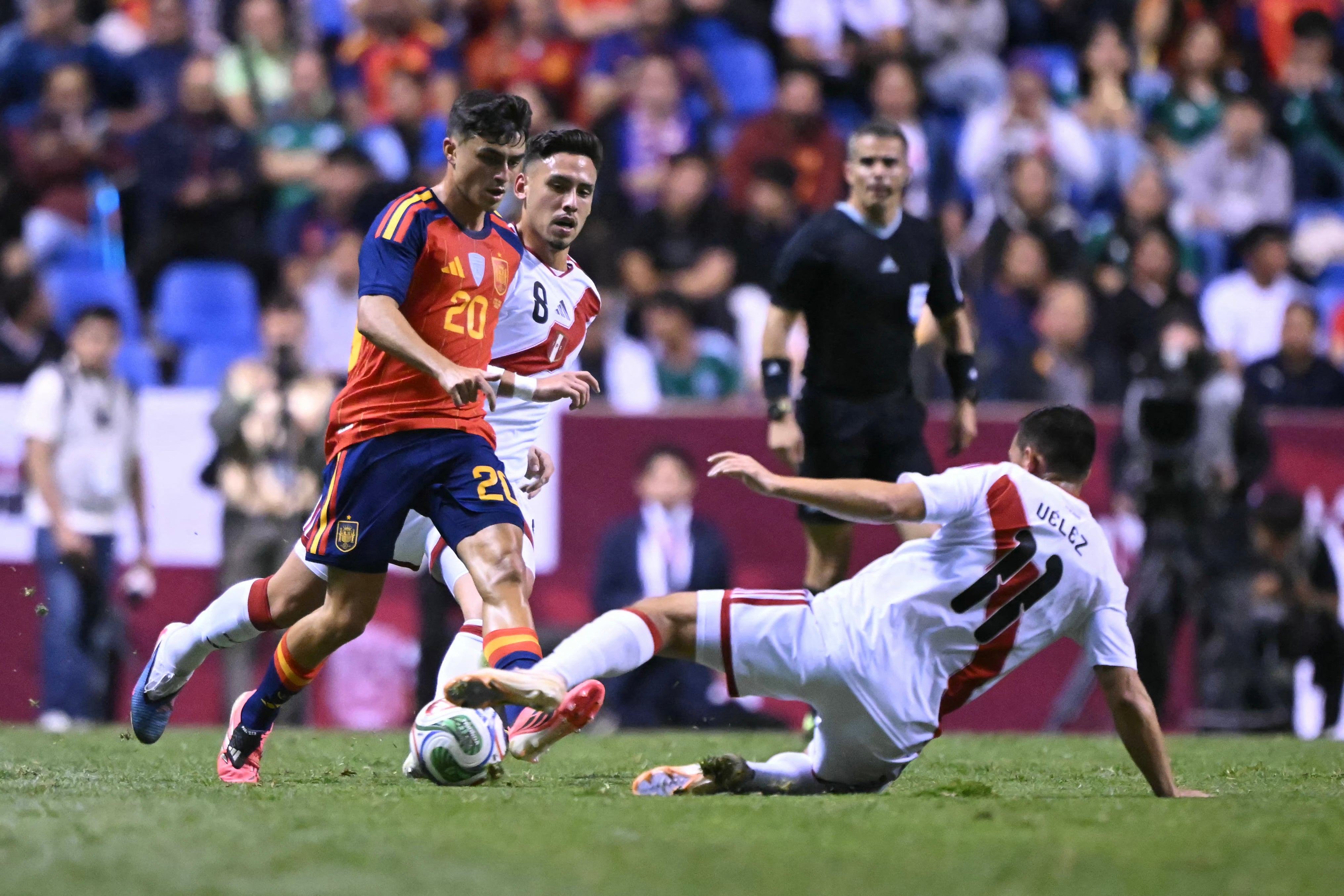 Perú vs España por partido amistoso en Puebla, México, rumbo al Mundial 2026.