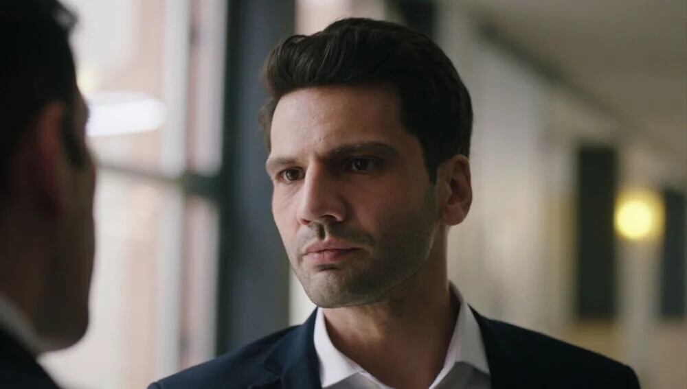 Ilgaz dispuesto a todo para demostrar la inocencia de Ceylin en "Secretos de Familia" (Foto: Ay Yapım)