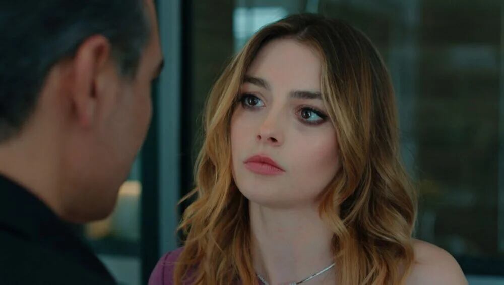 Derin se defiende de las acusaciones de Volkan (Foto: Medyapim)