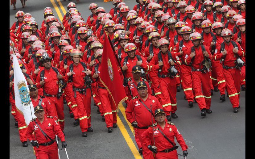 Los bomberos anuncian que no estarán en la Gran Parada y Desfile Cívico Militar (Foto: Andina)