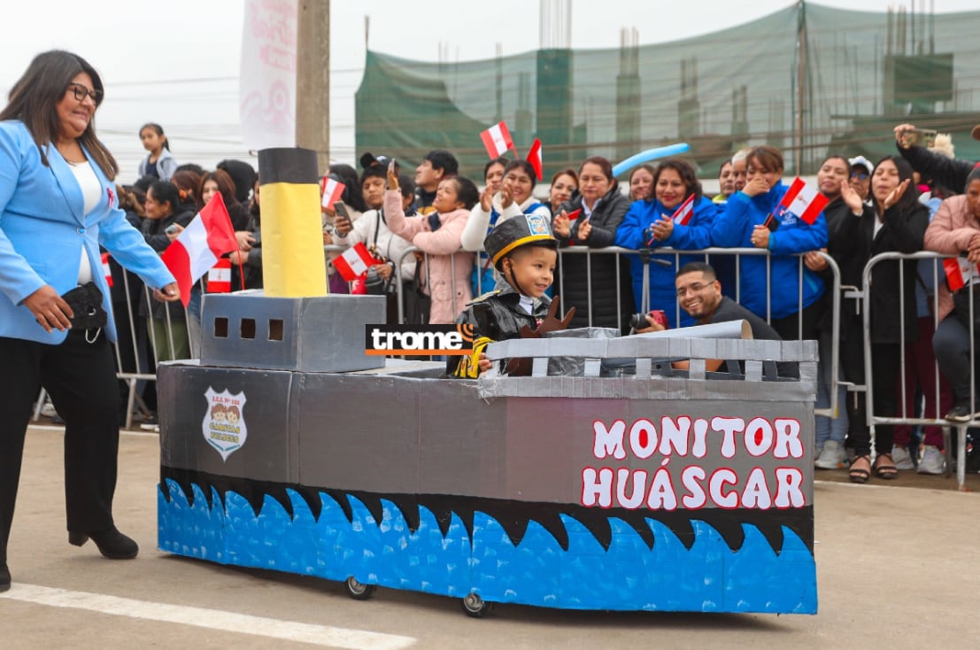 Fiestas Patrias: En diversos distritos niños participaron de desfiles escolares que causaron admiración del público. (Isabel Medina / Trome).