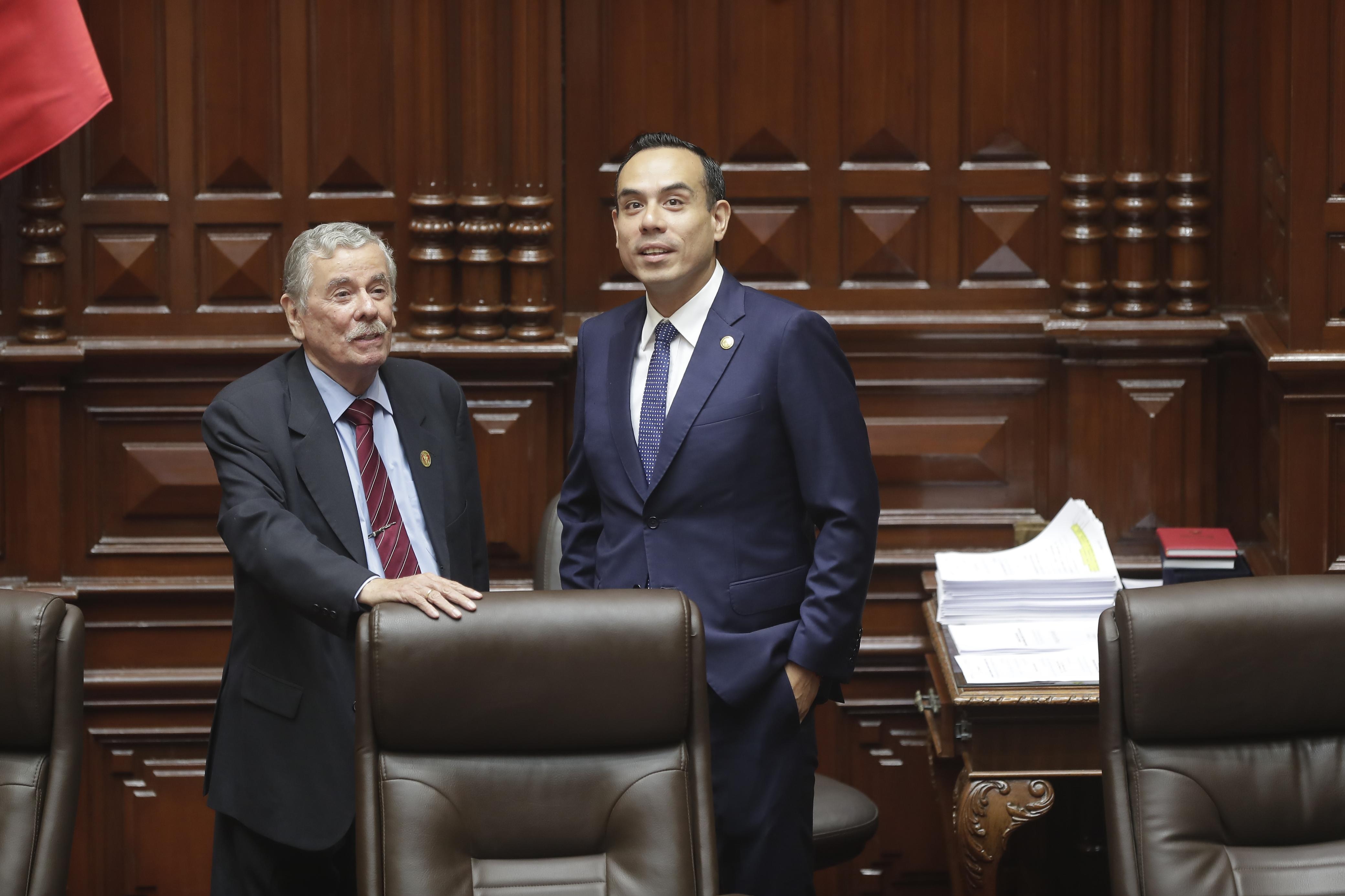 José Jerí fue recibido por el presidente del Congreso, Fernando Rospigliosi. (Fotos: Hugo Pérez /@photo.gec)