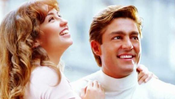 A sus 54 años, Fernando Colunga goza de fama y éxito (Foto: Televisa)