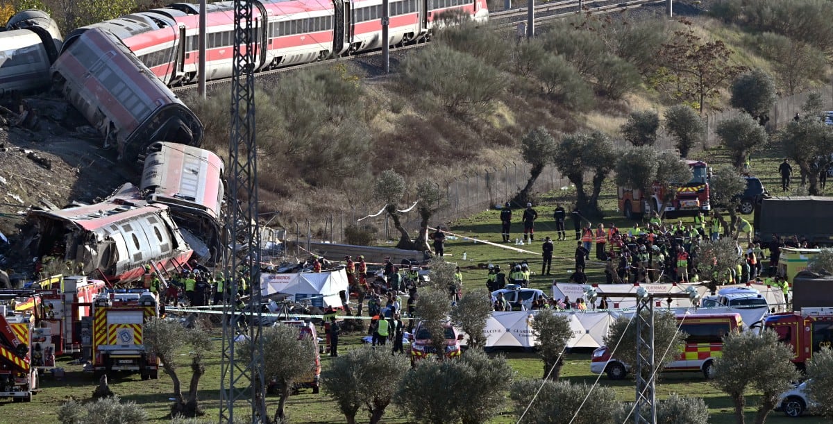 Accidente ferroviaro en España. Foto: Javier SORIANO / AFP