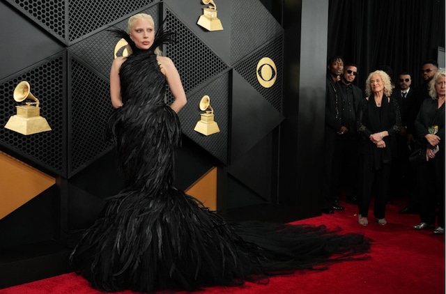 Celebridades se lucieron con sus looks en los Premios Grammy 2026./ Créditos: AP.