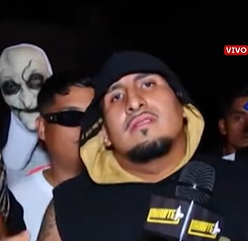 Sicarios en moto atacan a balazos a cantante ‘Flow La Fama’
