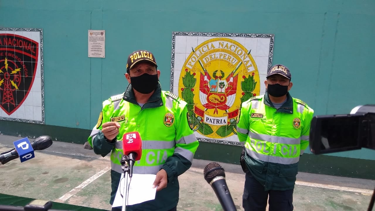 Coronel PNP Jorge Castillo dio conferencia de prensa sobre la intervención a 'Veneno'. | Foto: Difusión