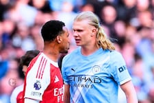 Manchester City gana 2-1 a Arsenal y amenaza ‘robarle’ título de Premier League