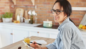 Día de la Madre: Cinco consejos prácticos para organizar las finanzas del hogar y el emprendimiento