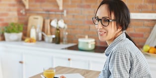 Día de la Madre: Cinco consejos prácticos para organizar las finanzas del hogar y el emprendimiento