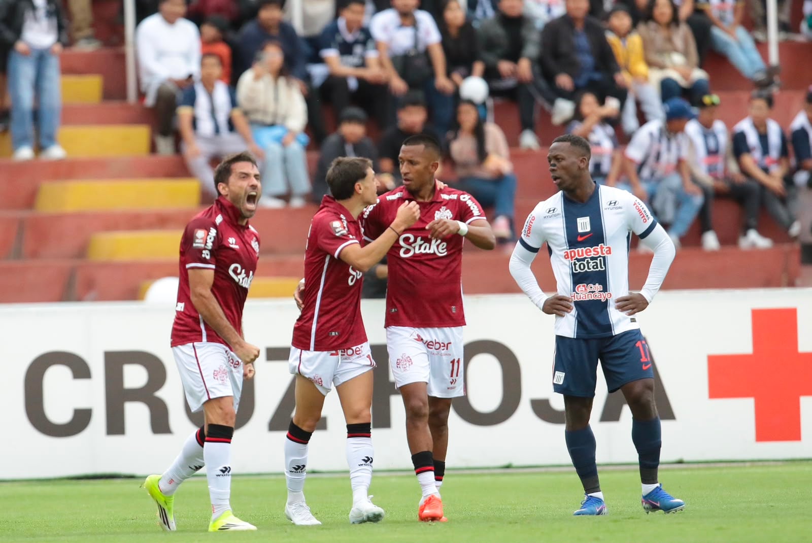Alianza Lima empató 1-1 con Melgar por la jornada 6 del Torneo Clausura de la Liga 1 en Arequipa. (Foto: Omar Cruz)