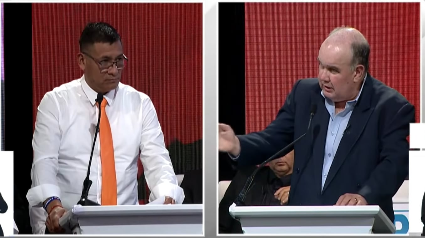 El enfrentamiento en el debate del JNE surgió luego de que el aspirante fujimorista cuestionara la inclusión de candidatos con antecedentes en Renovación Popular | Foto: JNE (Captura)